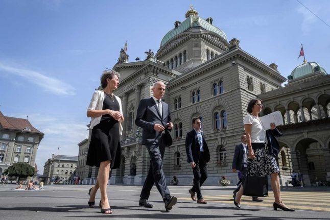 Coronavirus: Switzerland sees economic resurgence despite fears of second wave