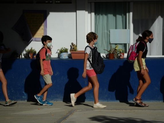 School in northern Spain becomes first to close after teachers test Covid-19 positve