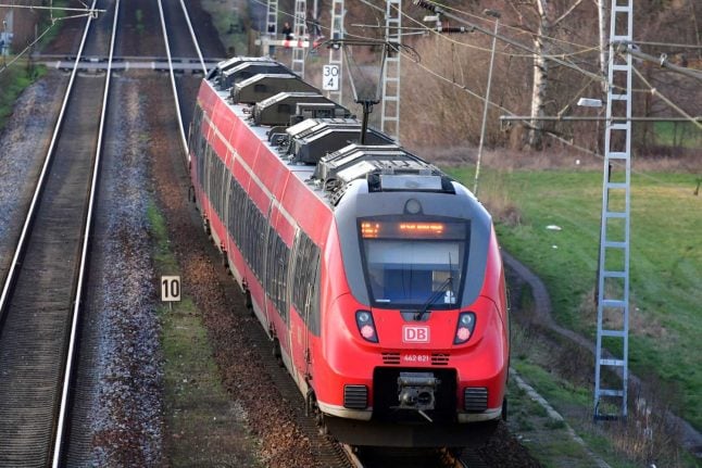 'Wild fight': 200 German police called in after activists 'abuse train conductor' near Hamburg