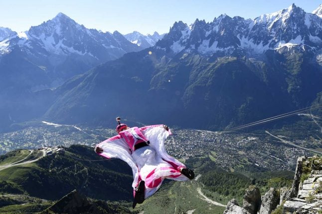 American wingsuit jumper dies in Swiss mountain accident
