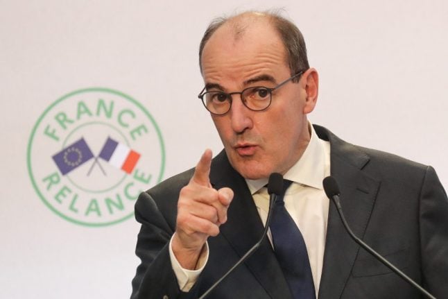France extends Covid-19 anti-poverty scheme to include young people