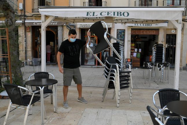LATEST: Catalonia orders closure of bars and restaurants to stop coronavirus spread