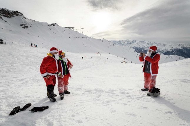 ‘Just ten guests at Christmas’: How long will Switzerland’s Covid-19 measures last?
