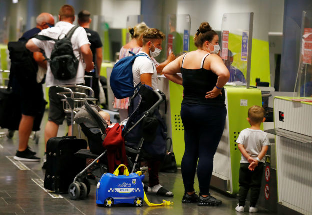 UK lifts travel ban on Denmark but quarantine rule stays in place