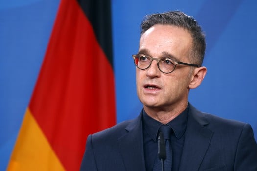 German Foreign Minister slams corona protesters for Nazi victim comparisons