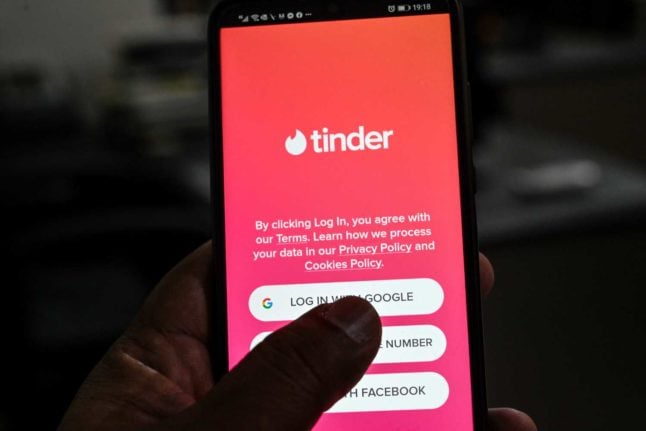 Swiss study finds dating apps don't destroy love