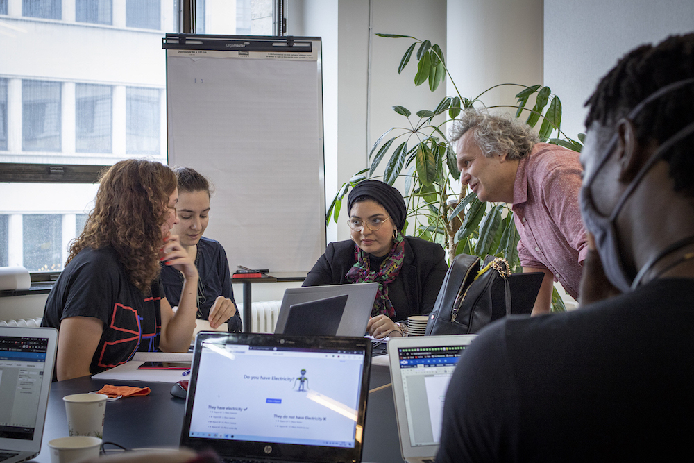 Hack Your Future, Belgium's coding school for refugees - The Local