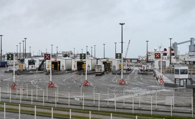 French port of Calais deserted as travellers opt not to risk getting stuck in UK