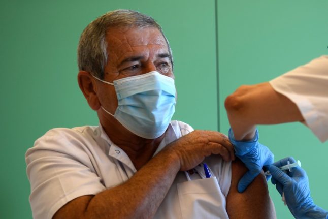 What over-70s in Spain need to know about their Covid-19 vaccines