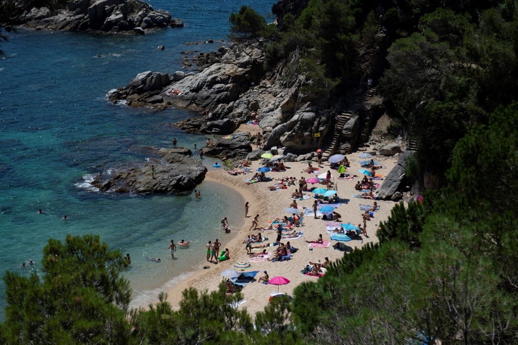ANALYSIS: How soon can Spain hope to welcome back tourists?
