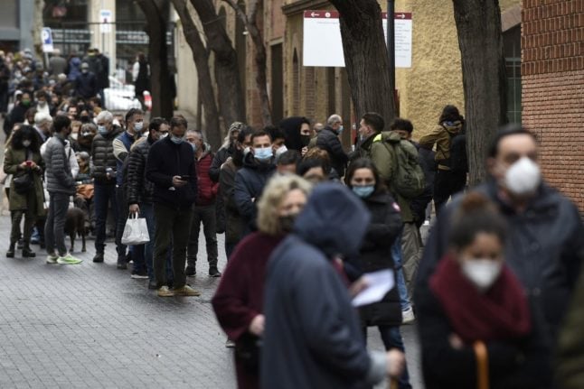 Unemployment in Spain hits four million for first time since 2016