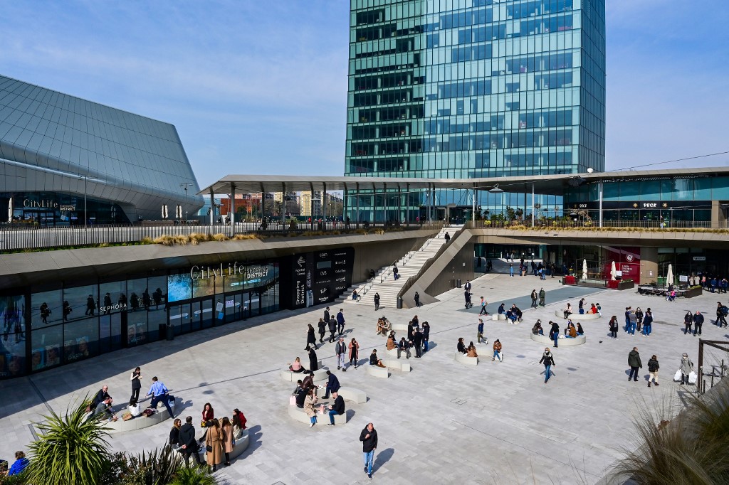 Not just teaching The jobs you can do in Italy without speaking Italian