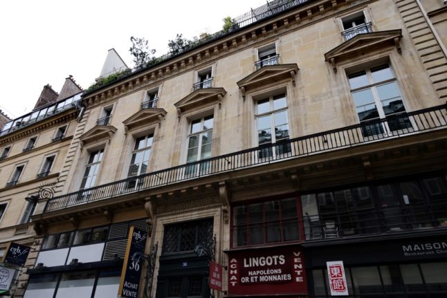 French police bust 100 illegal diners at underground Paris restaurant