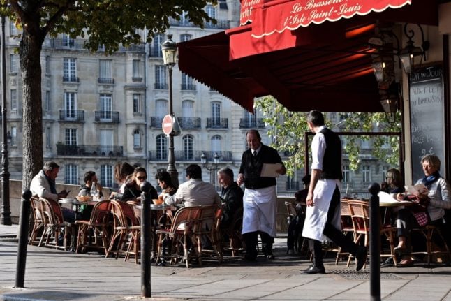 Expanded café terraces to return to Paris this summer