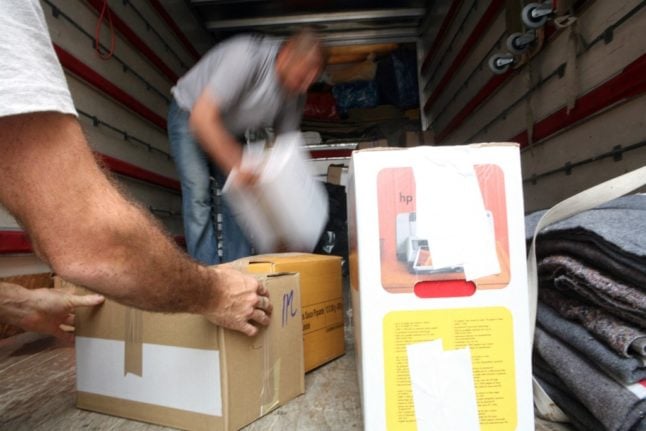 Reader question: Which items are exempt from duty for Britons moving belongings to Spain?