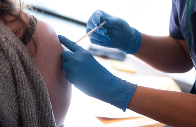 Covid vaccination in Stockholm: More than 6,600 slots remain open for over-75s