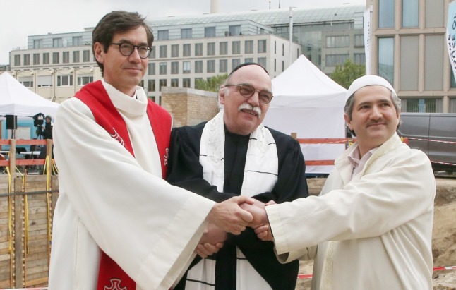'House of One': Berlin lays first stone for multi-faith place of worship