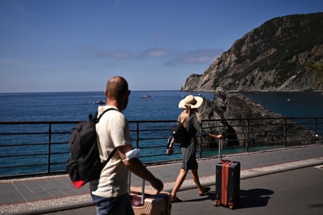 How to find out the latest rules on travel to Italy from any country