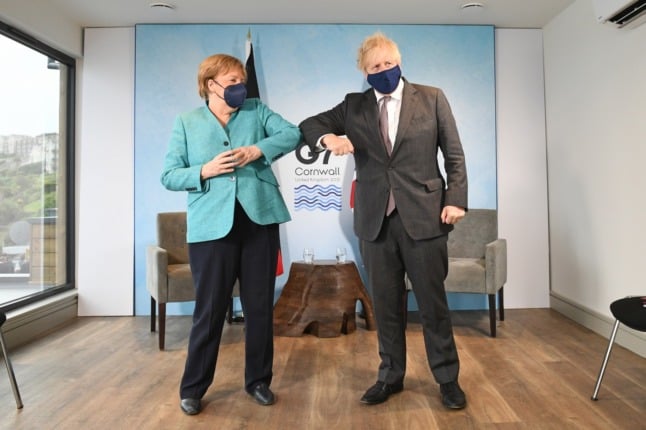 Merkel wants to see all European countries quarantine UK arrivals