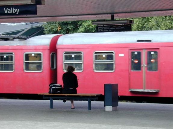 Woman pushed in front of train at Copenhagen train station