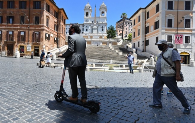 Italy expands e-scooter crackdown and plans bigger fines for phone-using drivers