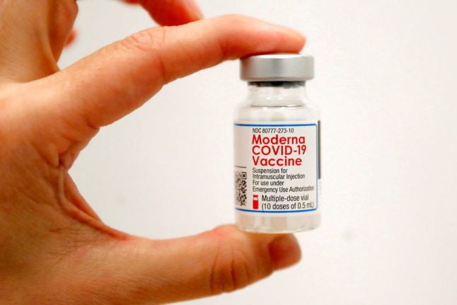 Denmark has confirmed the withdrawal of the Moderna Covid-19 vaccine for people under 18 years old, in a precautionary measure.