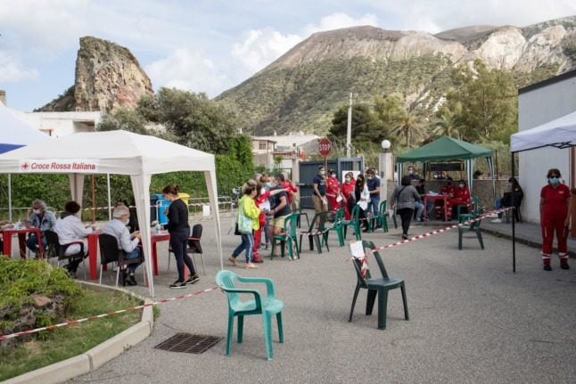 Residents wait to be vaccinated against the Covid-19 on the island of Vulcano in Sicily, on May 13, 2021. 