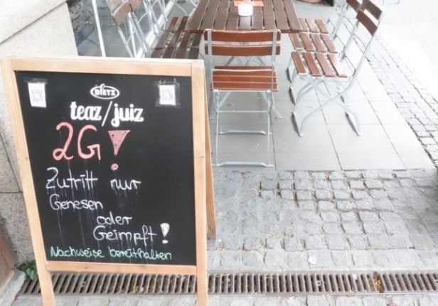 A cafe with 2G entry rules - excluding the unvaccinated - in Stuttgart. 
