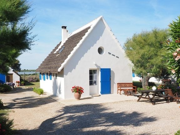 renting out your holiday cottage on Airbnb