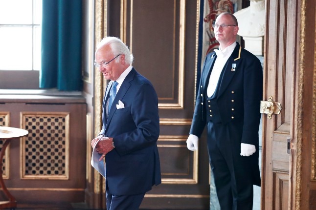 King Carl XVI Gustaf arrives for the skifteskonselj, the ceremony at which a new government is appointed, back in July. Photo: Christine Olsson/TT