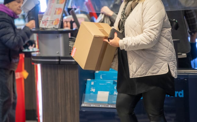 Thousands of US-bound parcels held up in Sweden after rules tightened