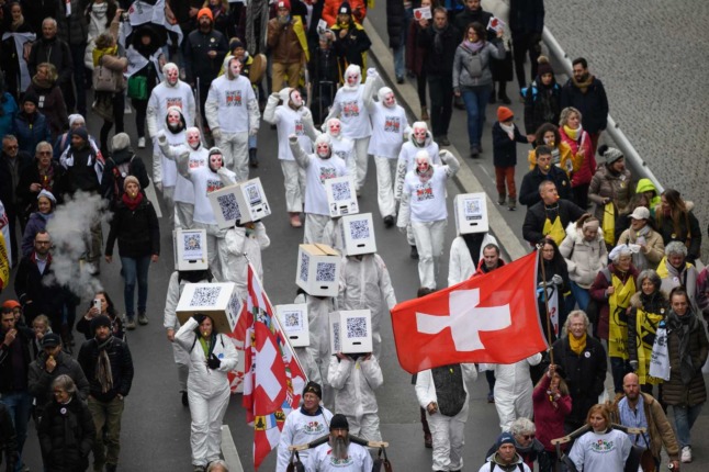 ‘Impfdurchbruch’: What does the 2021 Swiss German word of the year mean?