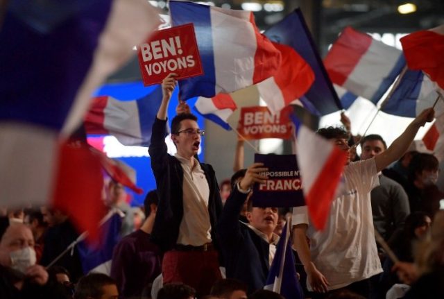 Thousands attend Paris rally for far-right presidential candidate Zemmour