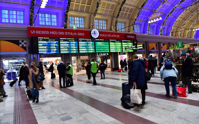 When will Christmas rail tickets be released in Sweden?