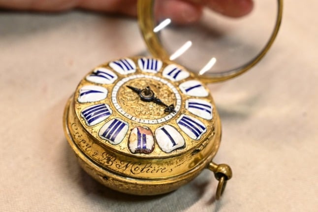 An old watch belonging to the deceased French play-write, Molière. 
