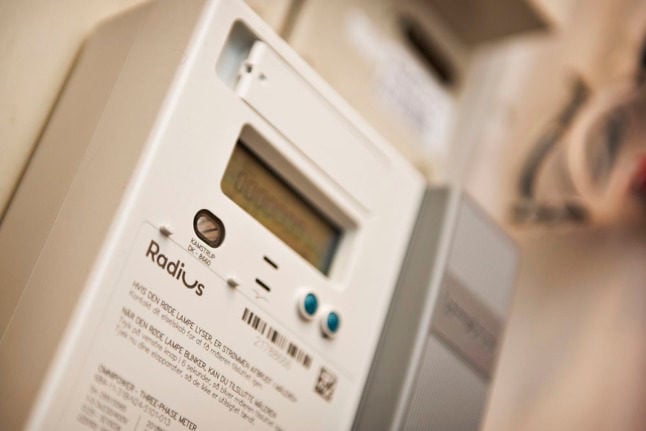 Opposition parties have called for the Danish government to help homes hit by high energy bills.