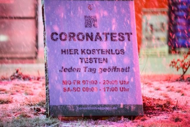 A sign for Covid tests in Laatzen, Lower Saxony.