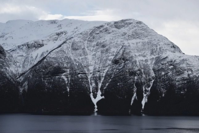 Pictured are mountains and a fjord in Møre og Romsdal.
