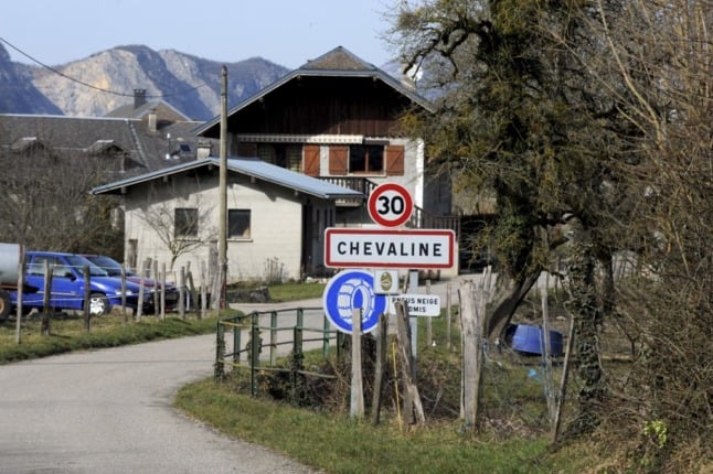 French police 'close' to solving murder of British family in Alps