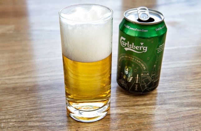 a can of carlsberg