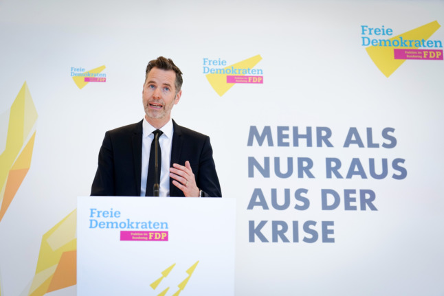 The FDP's Christian Dürr gives a statement at his party's digital parliamentary group meeting. 