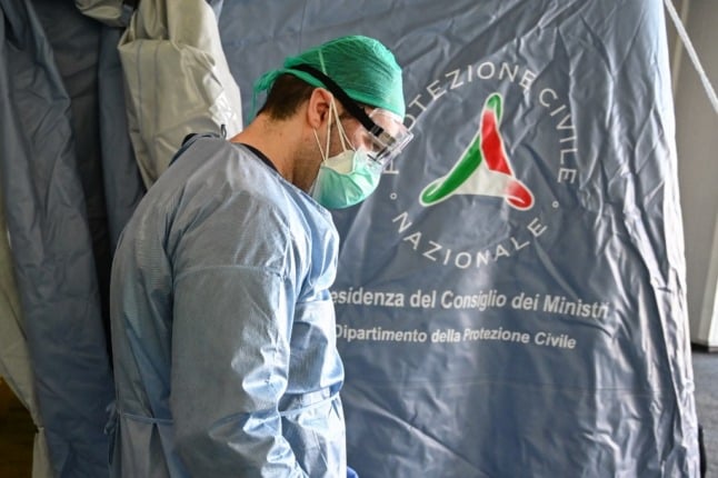 More than 500 Italian medics sign up to provide aid on Ukraine front line