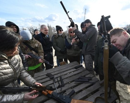Spain backtracks and will send weapons to 'Ukraine resistance'