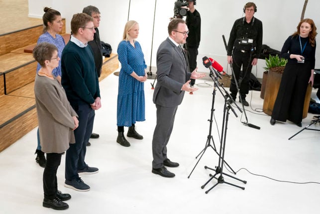 Danish energy minister Dan Jørgensen and parliamentary colleagues