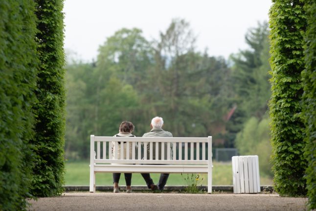 German pensions to rise above forecasted level this year