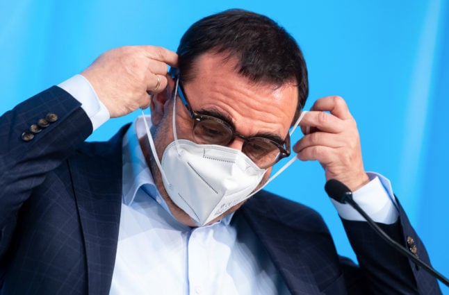 Bavaria’s health minister calls for extension of mask requirement