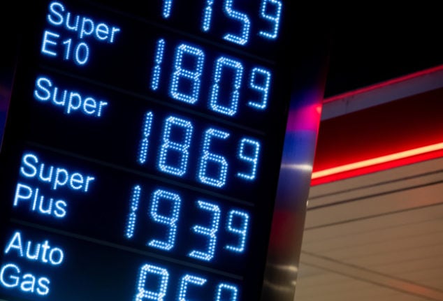 Diesel and petrol prices at a petrol station in Munich.
