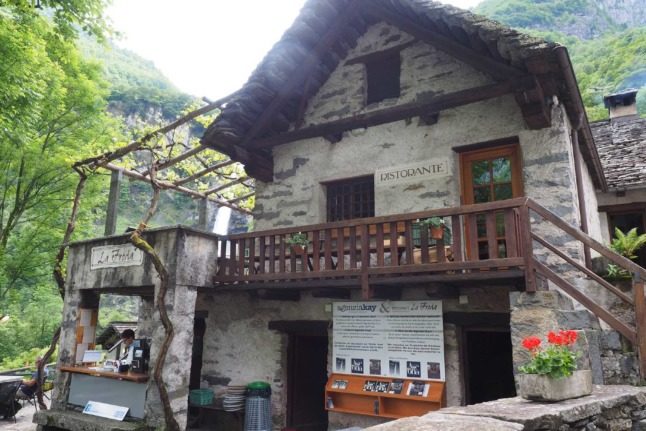 The Swiss village of Foroglio, in the southern Italian-speaking canton of Ticino. Image: Pixabay