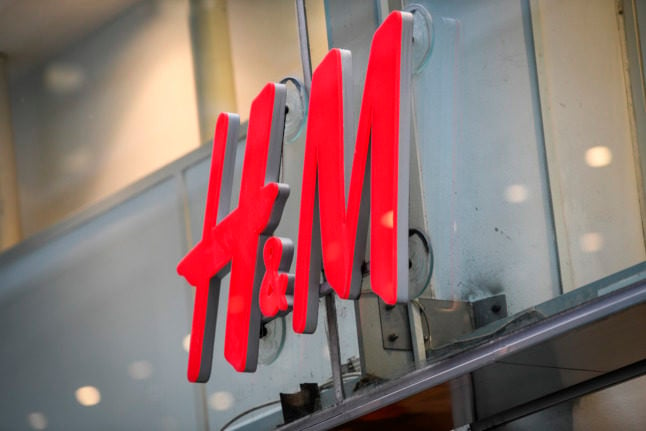 H&M halts all Russian sales over Ukraine war