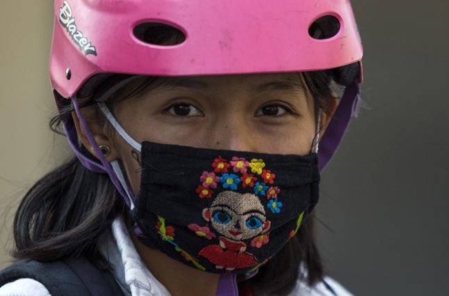 Frida Kahlo face mask